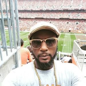 Meet your Posher, Phillip